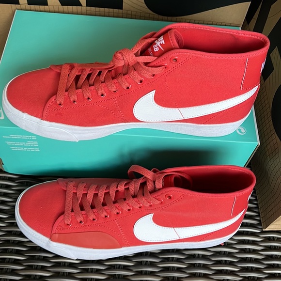 Nike SB BLZR Court MID Lobster / White - Lobster WMNS - Picture 2 of 16